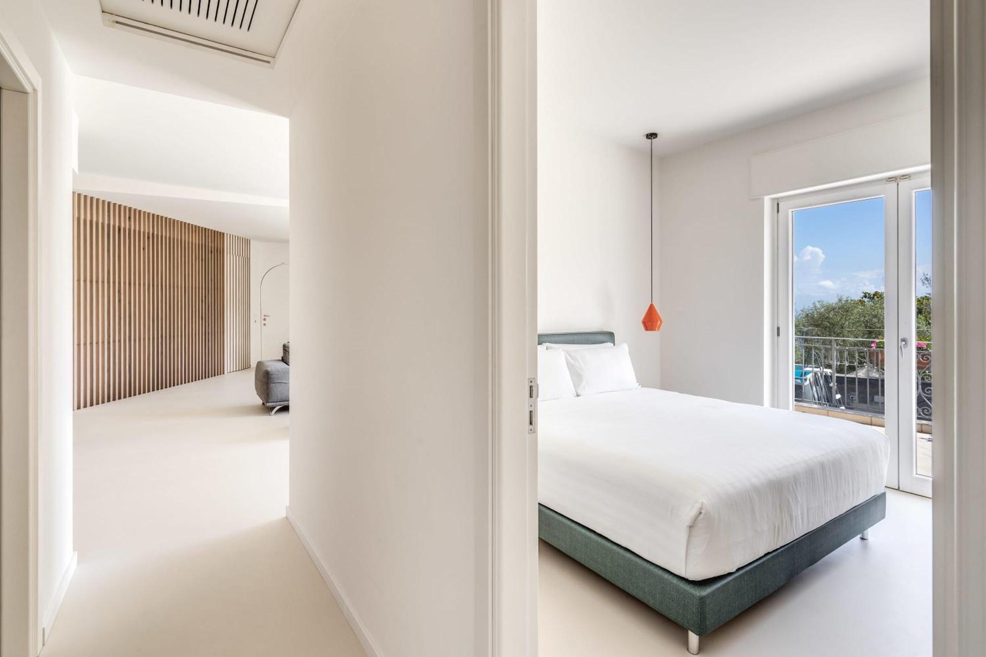 Villa Milena Modern Elegance Views And Guest Services 索伦托 外观 照片